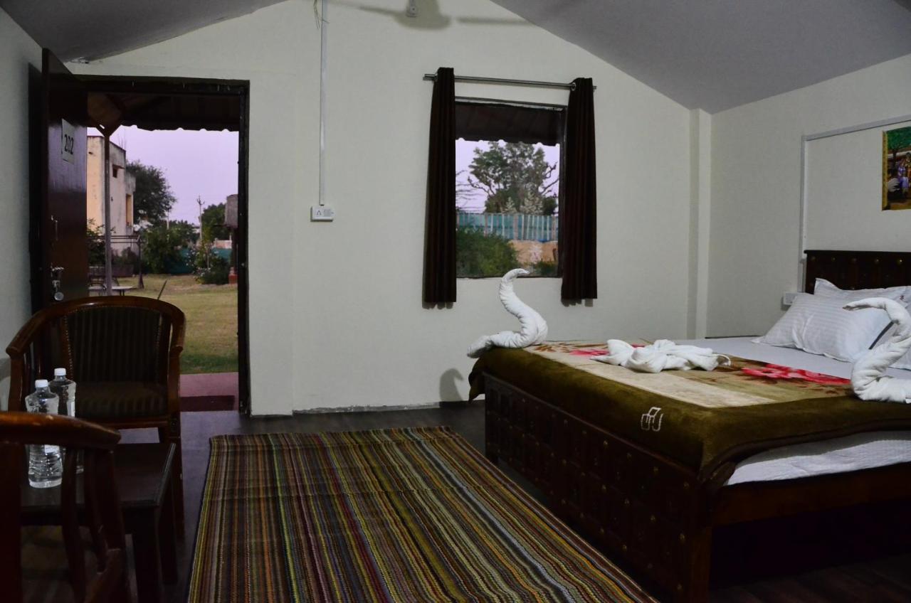 The Narayan Resort Farm Stay Pushkar Eksteriør bilde